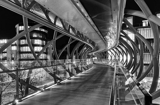 Serpentine Bridge